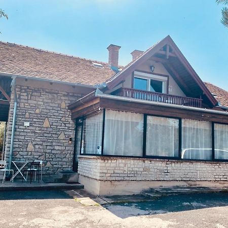 Viztuekoer Apartman Tihany Exteriör bild