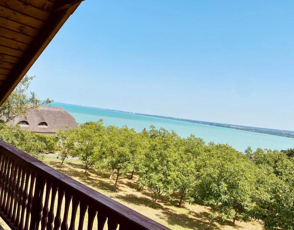 Viztuekoer Apartman Tihany Exteriör bild
