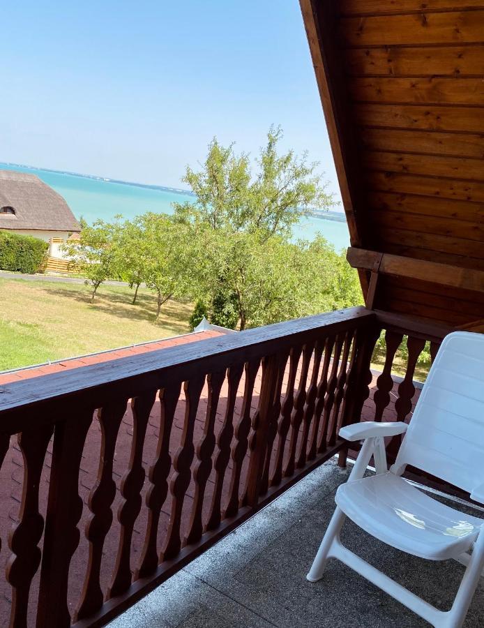 Viztuekoer Apartman Tihany Exteriör bild