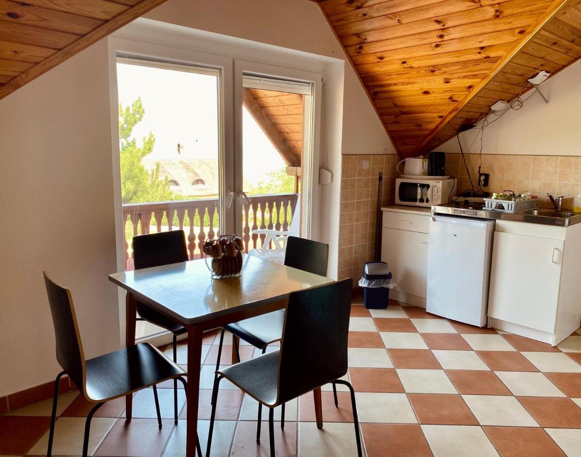 Viztuekoer Apartman Tihany Exteriör bild