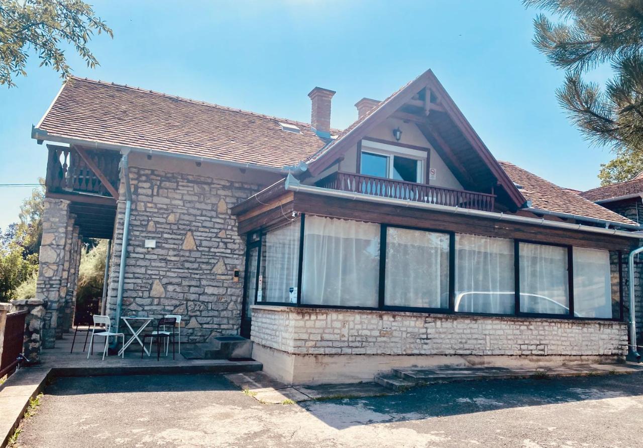 Viztuekoer Apartman Tihany Exteriör bild